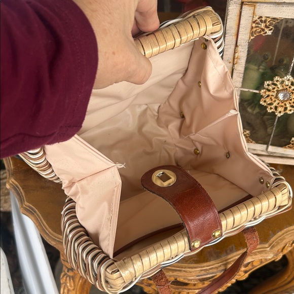Vintage Brown and Tan Woven Wicker & Leather Handbag - Picture 11 of 12